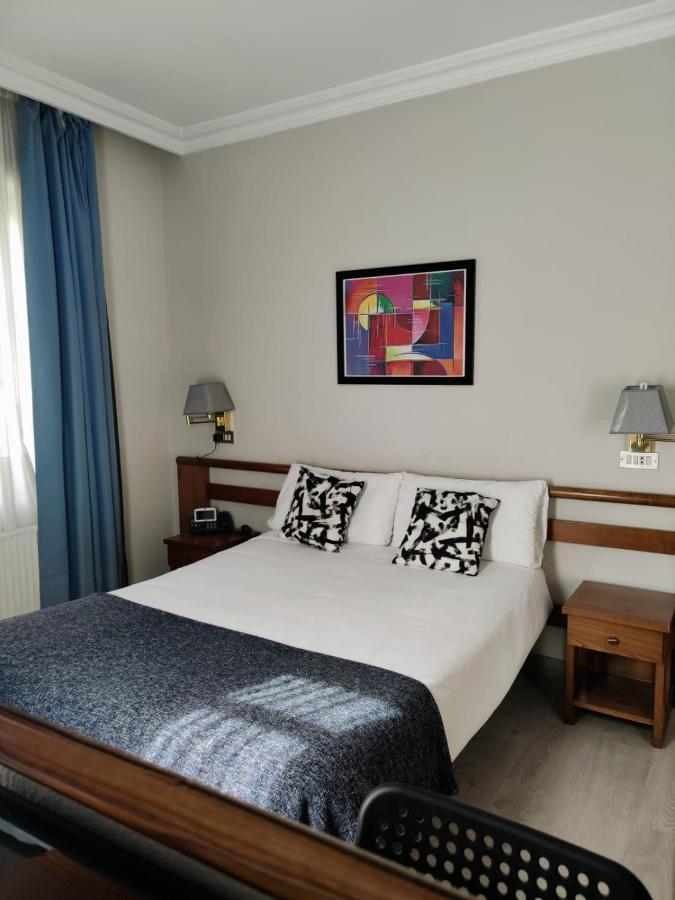 Hotel Lauaxeta Etxea มุนเฮีย ภายนอก รูปภาพ